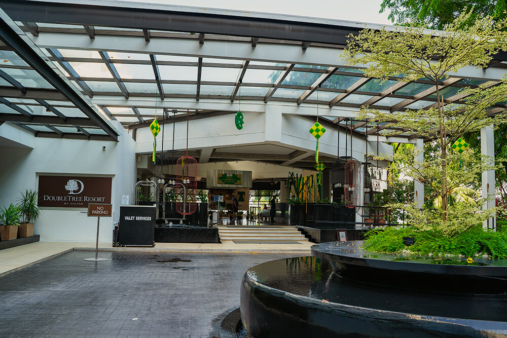 entrance at doubletree resort by hilton penang