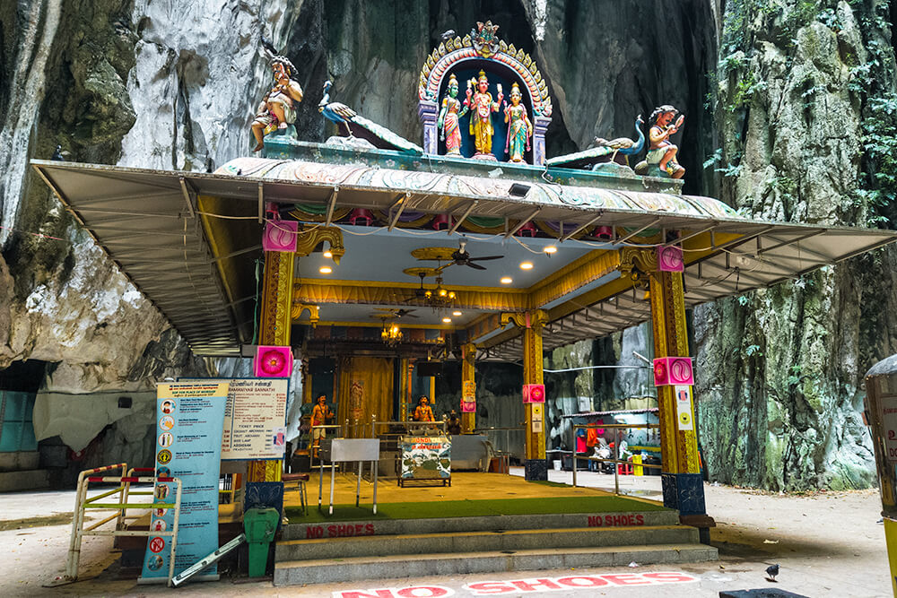 hindu shrine batu caves