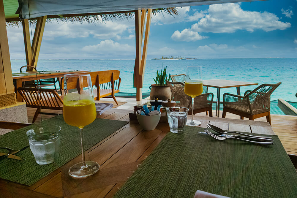 sparkling wine in breakfast at hilton maldives amingiri resort