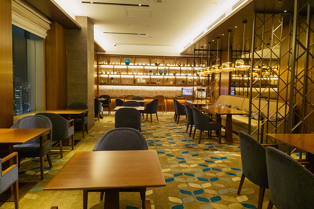 club lounge in the yokohama bay sheraton hotel & towers